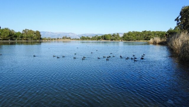 Experiencing Titreyen Lake Without Time Pressure: Why Transportation Choice Matters